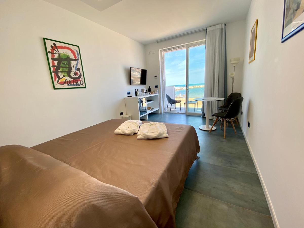 Marina Bay Suites Peschici Zewnętrze zdjęcie